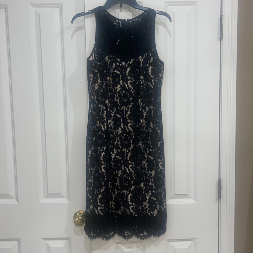 Like new, worn 1 time WHBM black lace with gold underlay dress, size 6!